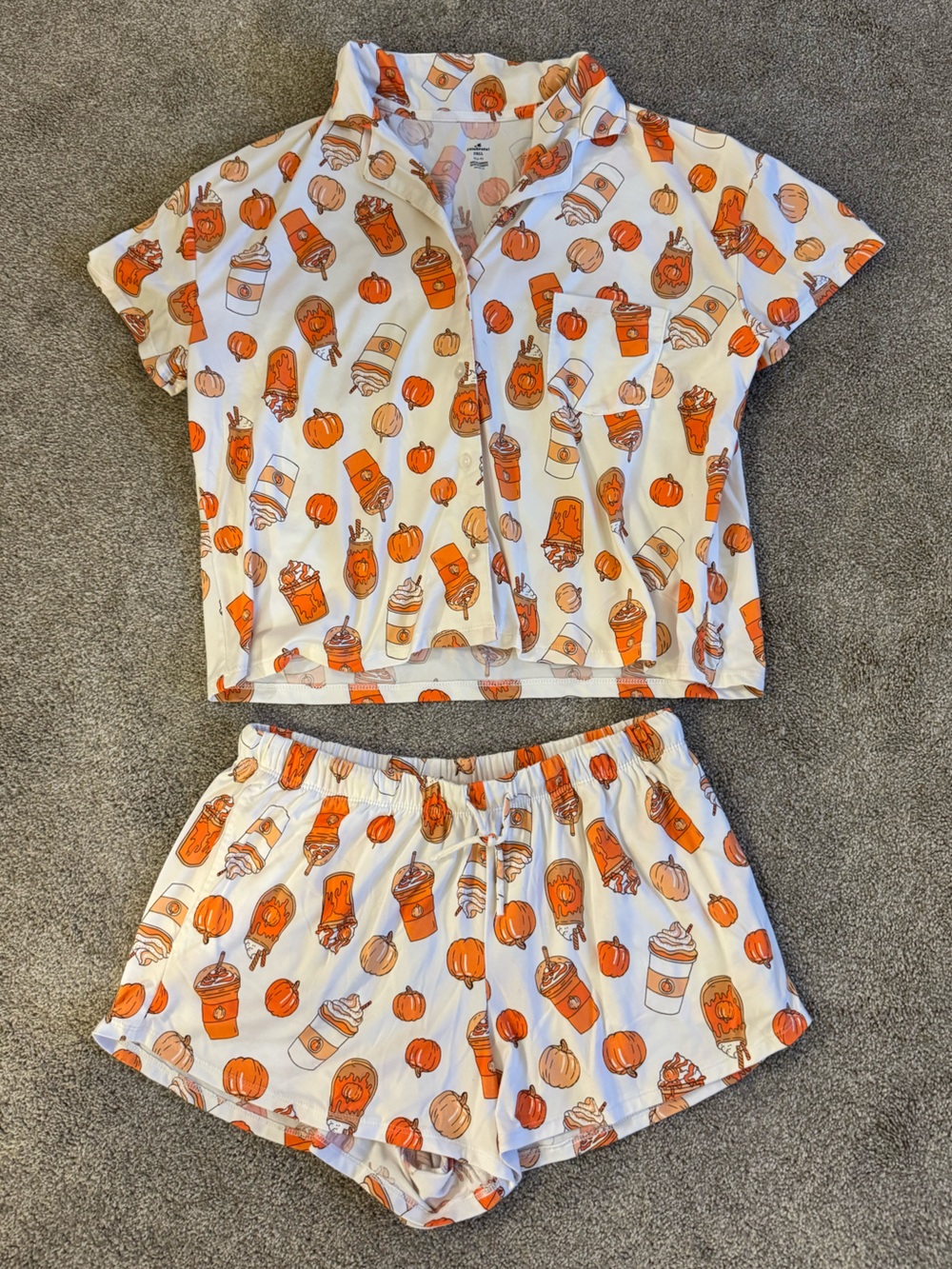 Wonen’s Pumpkin Spice Print Pajama Set - White & Orange